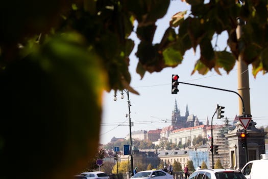 Pražská MHD: Klíč k plynulé dopravě a čistšímu vzduchu v centru