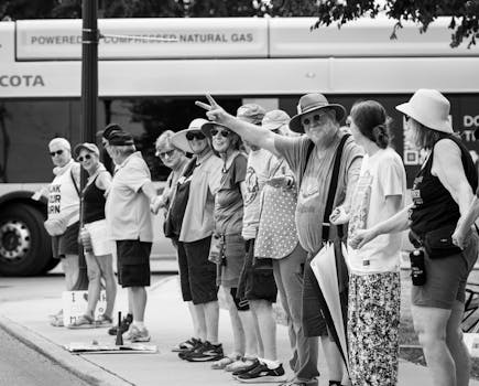 Roční Jízdenka na MHD v Praze: Váš Klíč k Svobodě Pohybu